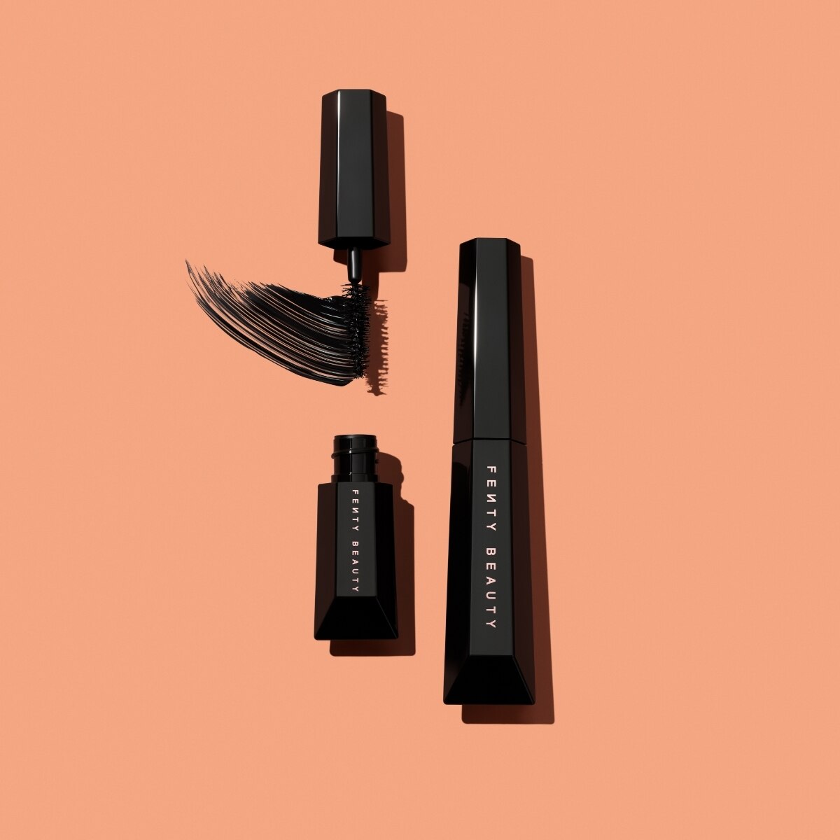 HELLA THICC VOLUMIZING MASCARA (MÁSCARA DE PESTAÑAS)